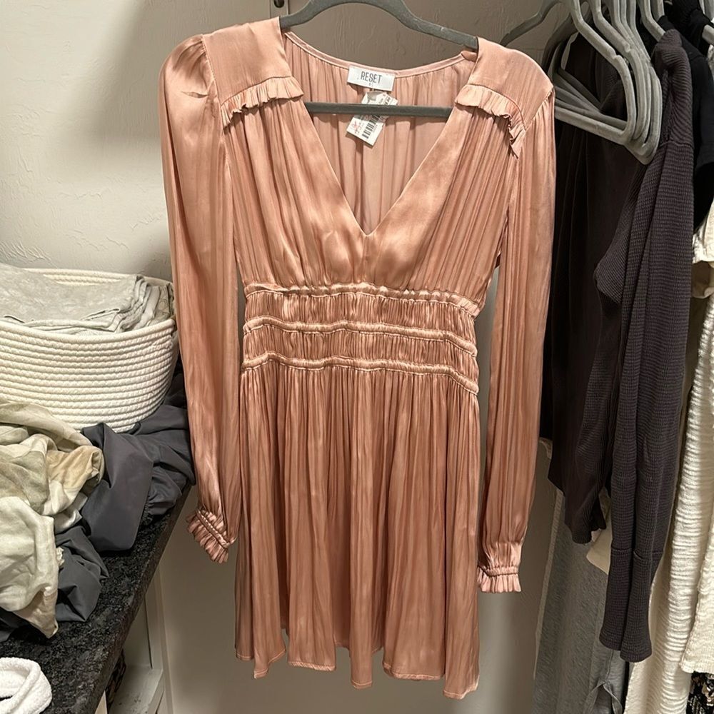 Reset by Jane light pink silky mini dress size Small NWT